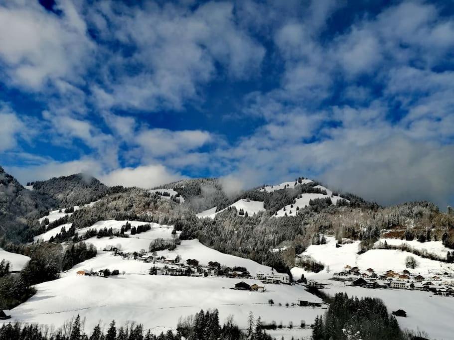 Confortable Chalet Avec Magnifique Vue En Gruyere. Charmey Dış mekan fotoğraf